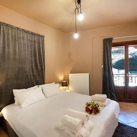 Luxury & Cozy By White Hills Ξενοδοχείο με διαμερίσματα 3*