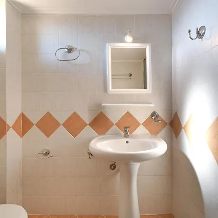 Luxury & Cozy By White Hills 3*