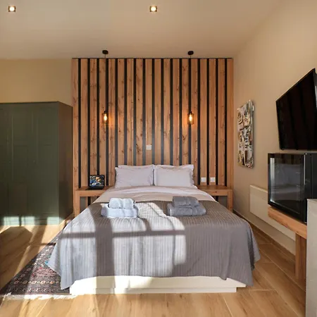 Luxury & Cozy By White Hills Αράχωβα