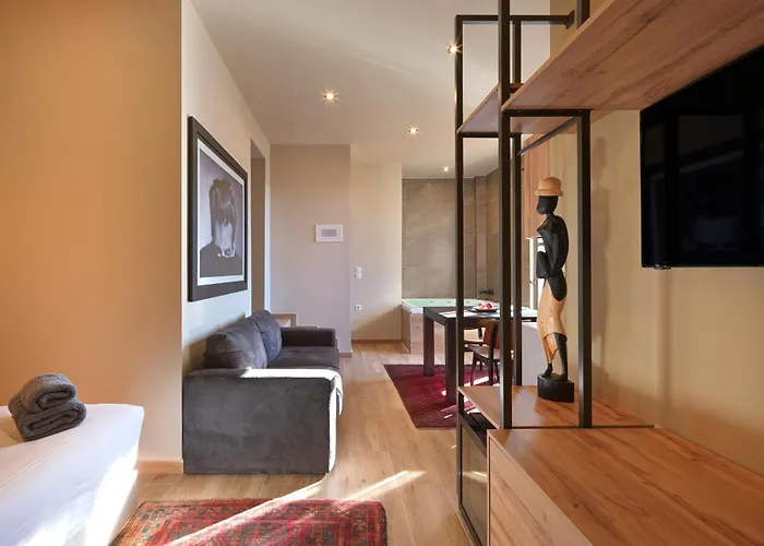 Luxury & Cozy By White Hills